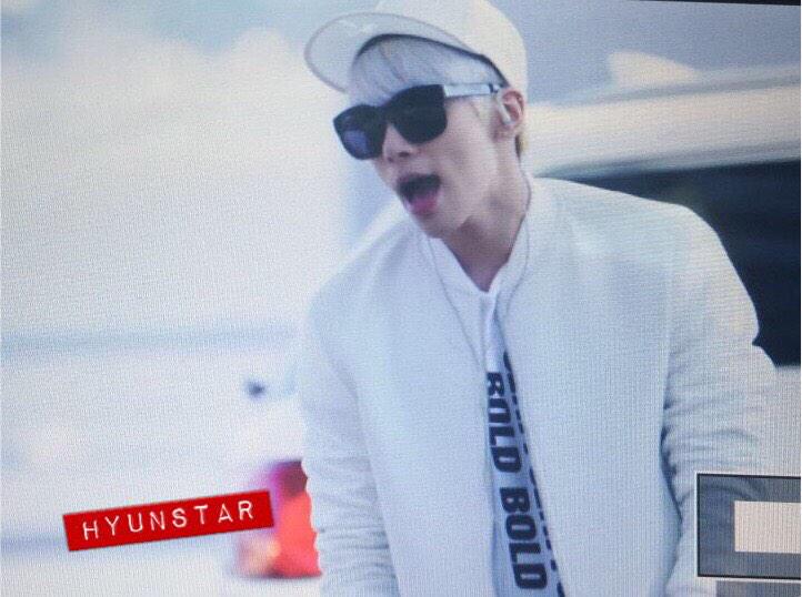 150926 Jonghyun @ Aeropuertos de Incheon y Suvarnabhumi {Rumbo a Tailandia} CP0D9V-UEAAneu5