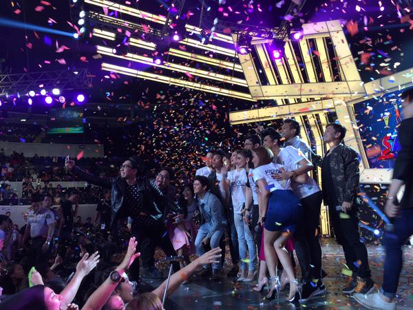 ABSCBN's tweet photo. Here's to another 6 and more!!!! #ShowtimeKapamilyaDay http://t.co/Z8moKMg7PM