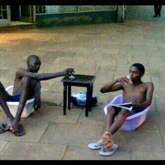 SETH_KIBET's tweet photo. "@_clement: Vile mimi uspend weekends end month #MyWeekendIscompleteIF http://t.co/Nu3IdGWjL6"
