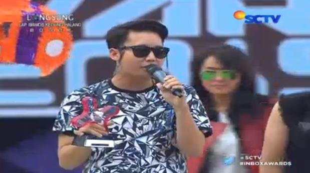 Ternyata yang memenangkan Fanbase Paling Inbox adalah Smashblast! Selamat ya.. #InboxAwards