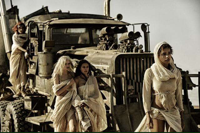 BESTMOVlES's tweet photo. Mad Max: Fury Road (2015) http://t.co/FzlxbavBOU