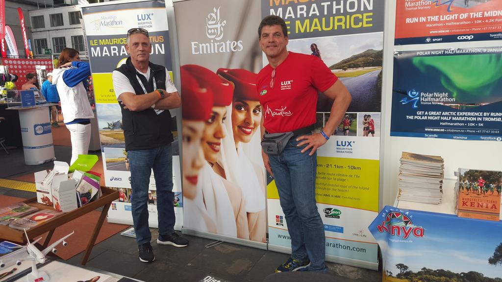 Dodo5331's tweet photo. Happy to welcome Gerard Van de Veen at the Mauritius Marathon-Stand in Berlin! 😎 http://t.co/CT24qY1zEE