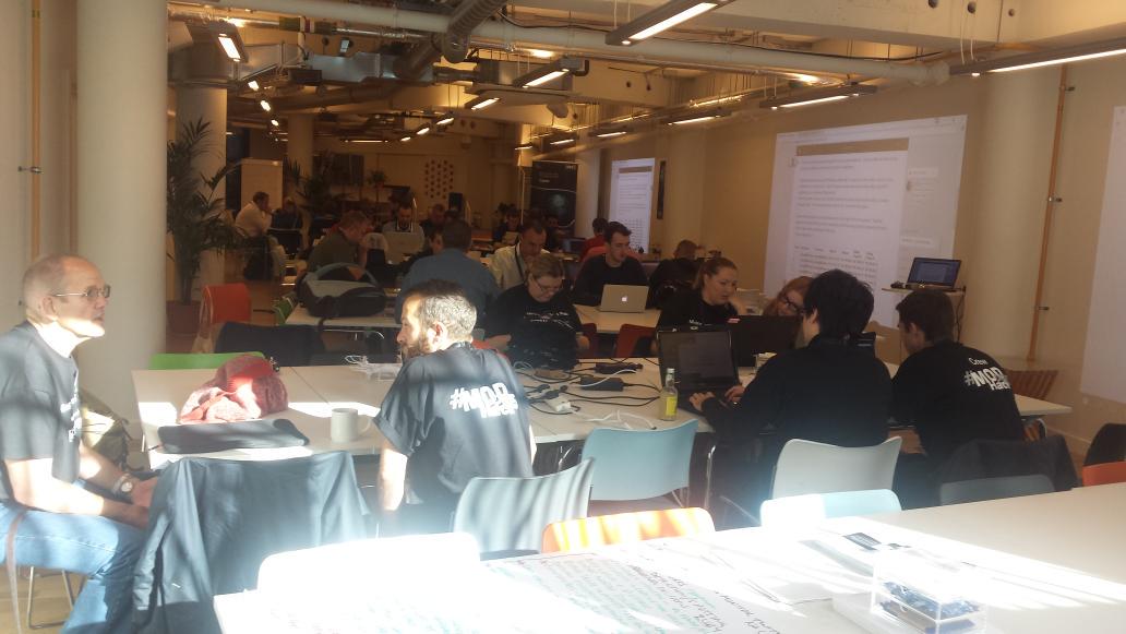 techUK's tweet image. The teams are already hard at it. Looking forward to the first reports later this afternoon. #MODHack2015