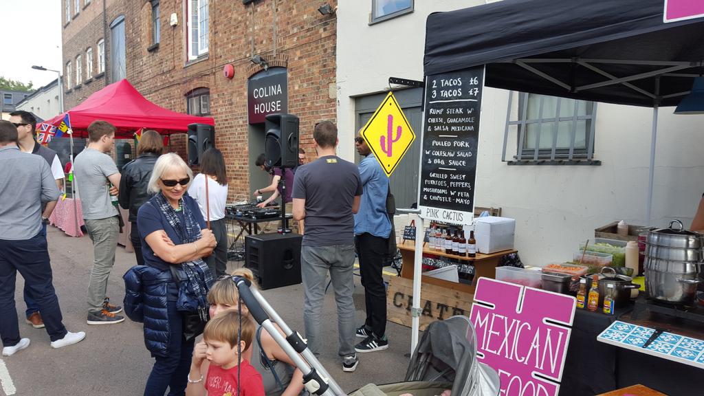 Unit_25's tweet image. This is happening now, come down and enjoy! xx @harringayonline #U25BlockParty