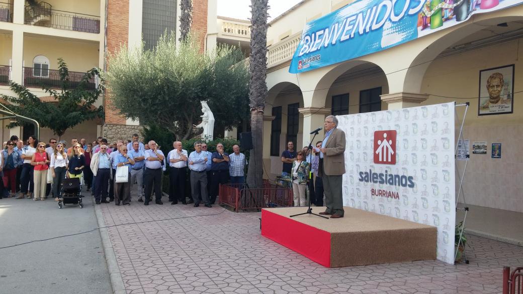 SalesianosBUR's tweet photo. 75 Aniversario. Palabras de Fernando Miranda, Paco Ventura y Encarna Ramos. Bienvenidos y muchas gracias. http://t.co/piQfOslGNG