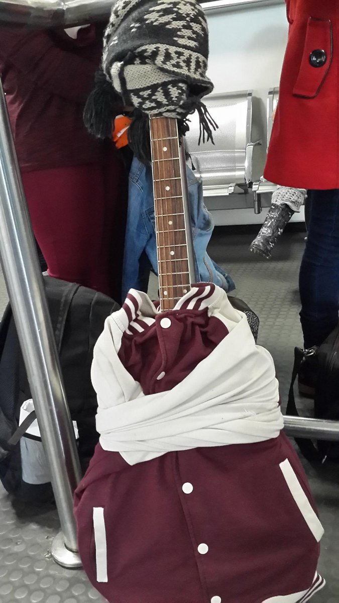 mikewillwallace's tweet image. Coolest guitar on our flight!
Think I'll call him Edward
#musicianinthemaking #guitar #travel #artistliving #planmade