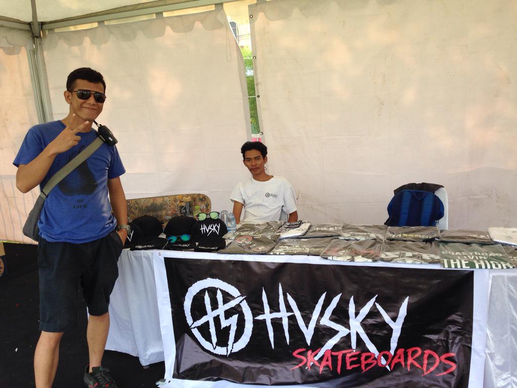 yooww kita ada di lapangan benteng jipur helvetiah acara club mild. booth kita juga ada. ayo merapat..!! toss🍻