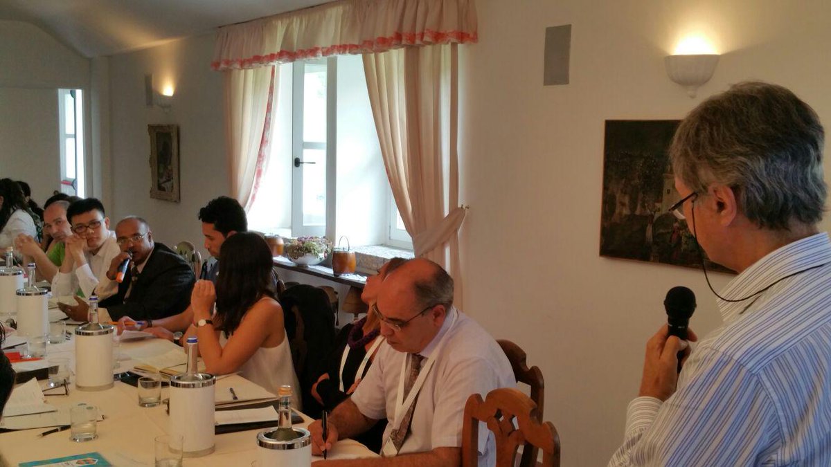 giupapaleo's tweet photo. #STT15 Final session discussion on investments - Paolo Garonna comparing with Asian particpants http://t.co/tleaqs86t4