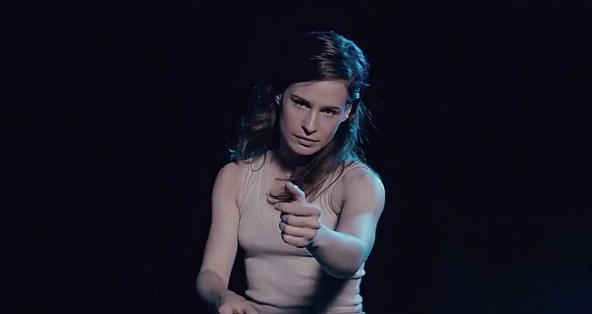 QueensChristine's tweet photo. Quand tu n'as pas mangé de nuggets depuis deux mois et que quelqu'un t'en propose un http://t.co/QBCgKTViDX