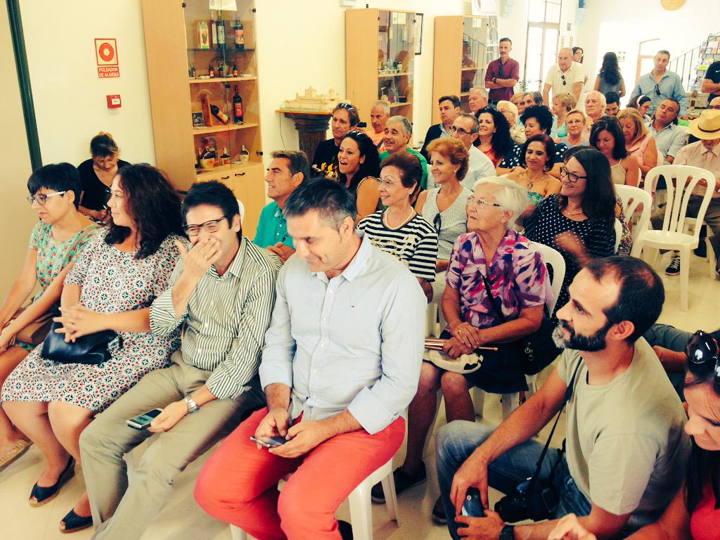 ElRinconHabla's tweet photo. #soyboquerón #fiestadelboqueron @aytorincon @ACERV_Rincon @AEHMURV por Pablo Portillo, pregonero #RincóndelaVictoria http://t.co/C3eD7IBpwa