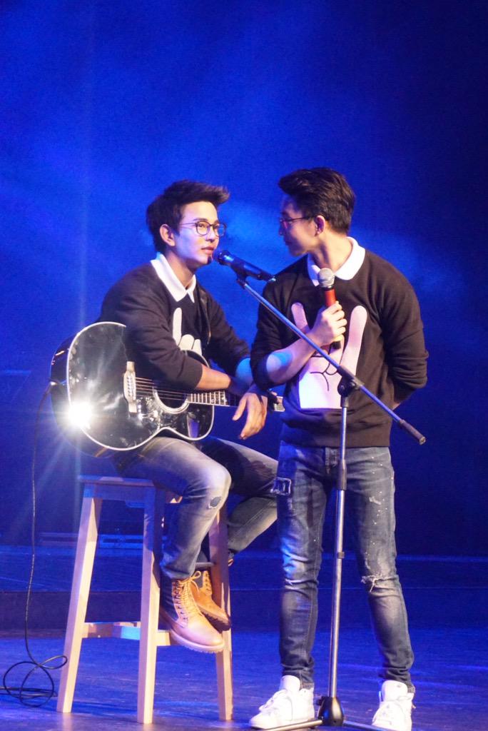 l3e_l3ell's tweet photo. กันริท เพลงไม่เคย ^^ http://t.co/6MpvA1nOdz