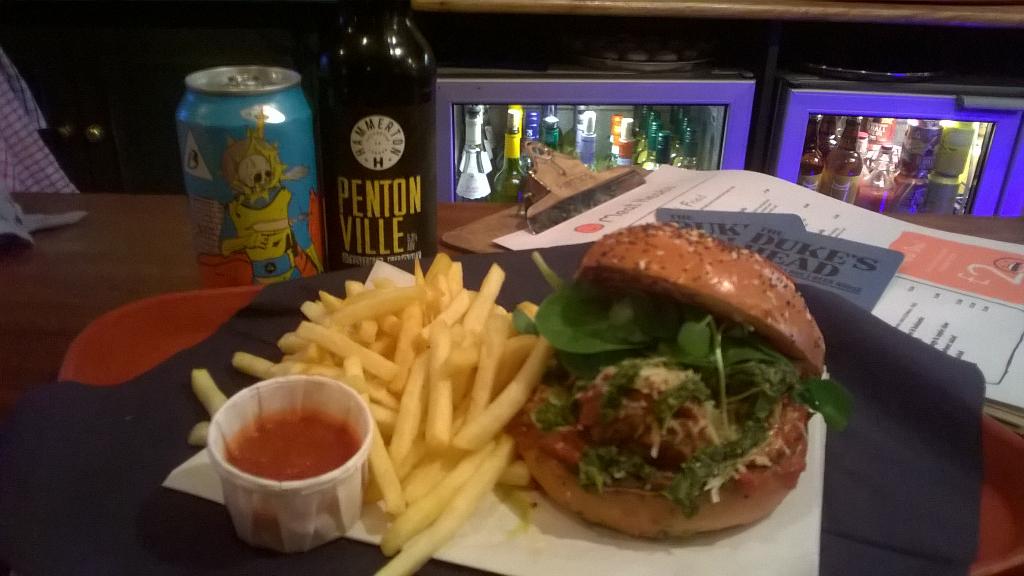 Meatheads_balls's tweet photo. #tastyballsofmeat in sunny #Tooting & @DukesHighgate today come & get em! http://t.co/Hwkg5ITup0