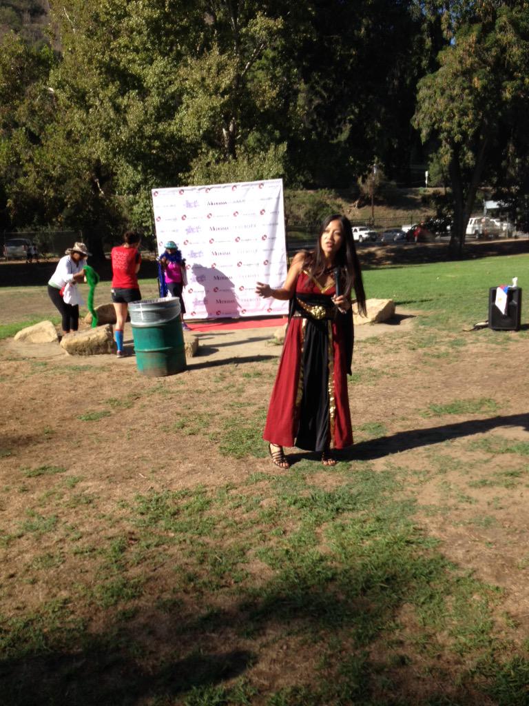 DFSWest's tweet photo. Our fearless warrior leader with the intro! #empower #healthdfs http://t.co/9w33TTcKXf