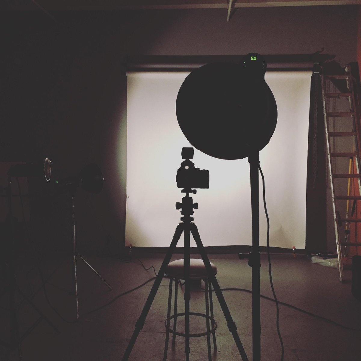 So excited to work with @juelhairnmakeup and @istyle4life for today's photo shoot. #profoto #bts #homogeneityisamyth