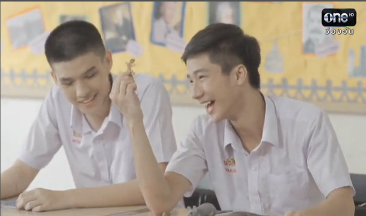 KratooDExit's tweet photo. หล่อทุกคน รายงานสด #HormonesTheSeries3
http://t.co/MEsos5stjC http://t.co/nh0TwgG4K7