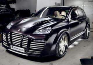 justmotoring's tweet photo. Is this #Porsche #Cayenne done just right or is it another sad case of #overmod? http://t.co/IiSw582Y2q