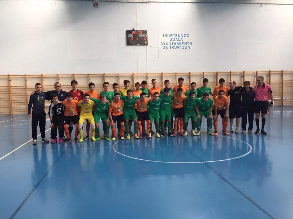 RiberaNavarraFS's tweet photo. El equipo de División de Honor juvenil ha ganado 1-2 esta mañana al Xota el partido amistoso de pretemporada http://t.co/5tAaM4VonW