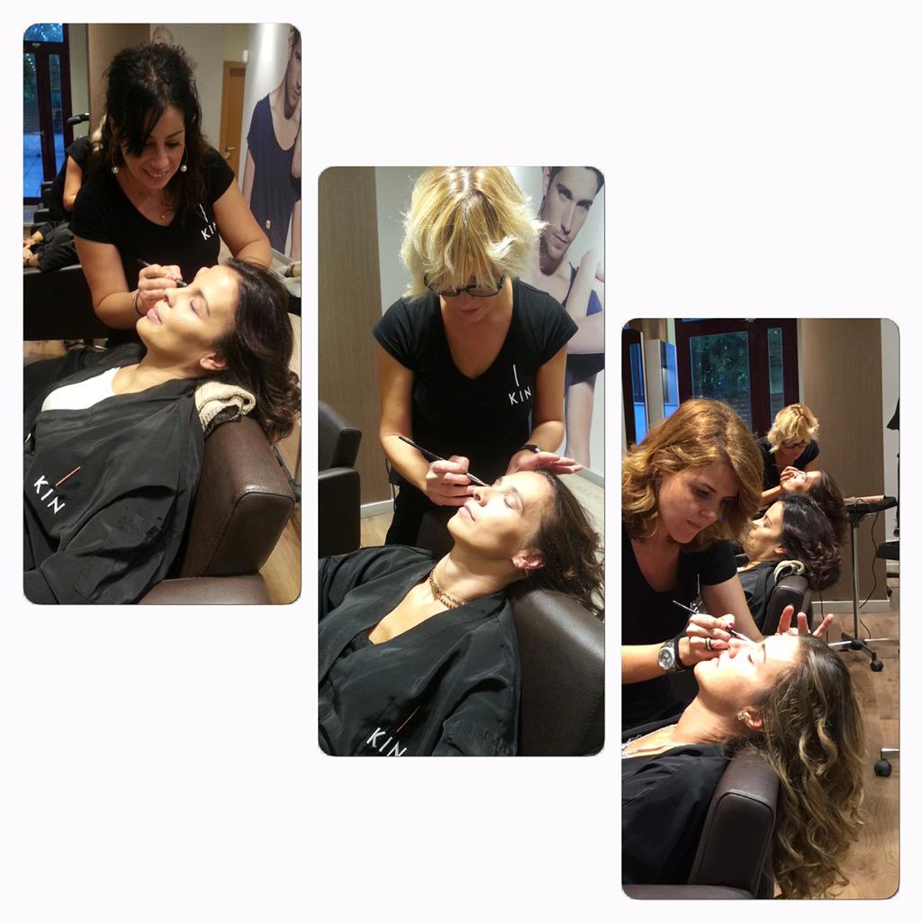 StyliumGroup's tweet photo. Empezad la #despedidadesoltera de vuestra amiga en Stylium, personalizamos vuestro peinado y maquillaje!!!😜😀🎉 http://t.co/g5IyfdF2h3