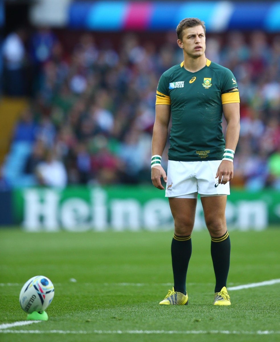 Springboks's tweet photo. After 30 mins of great action, the #Springboks lead 14-6 @galloimages http://t.co/jcPsOK4O5S