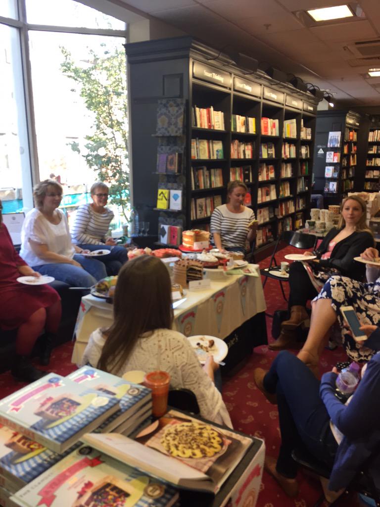 WinchesterCCC's tweet photo. Huge thanks to the lovely @WaterstonesWTB for hosting our @clandestinecake 'Year of Cake' party today! 🎉🎂🎉 http://t.co/VsfqWZISRq