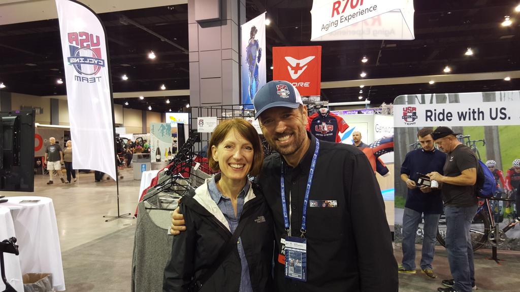 popularform's tweet photo. Kelly and jacq rocking #ridewithus http://t.co/edP1TL9Z53