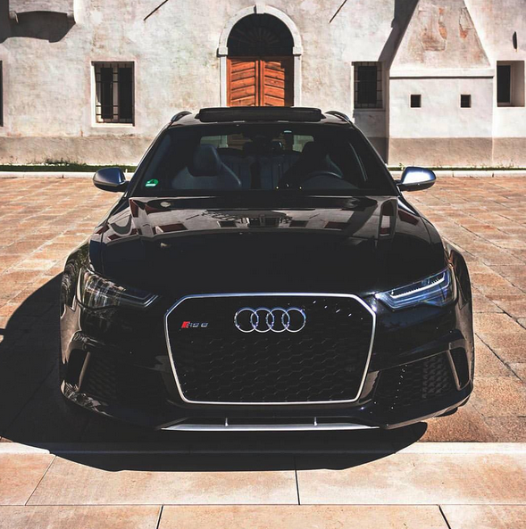 CarSwapMe's tweet photo. Black Audi RS6 💀 http://t.co/UGTK4rdDJC