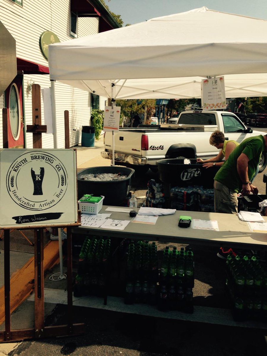 knuthbrewing's tweet photo. Stop down at Harvest Fest Green Lake and enjoy an ice cold KBC Red House Ale! http://t.co/yPHwUWYfiR