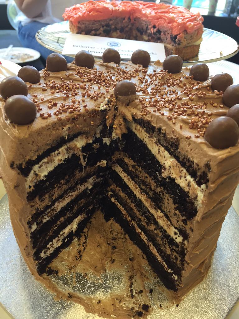 WinchesterCCC's tweet photo. Such delicious cakes today you clever ladies 😘 http://t.co/4Kmrmo4GCJ