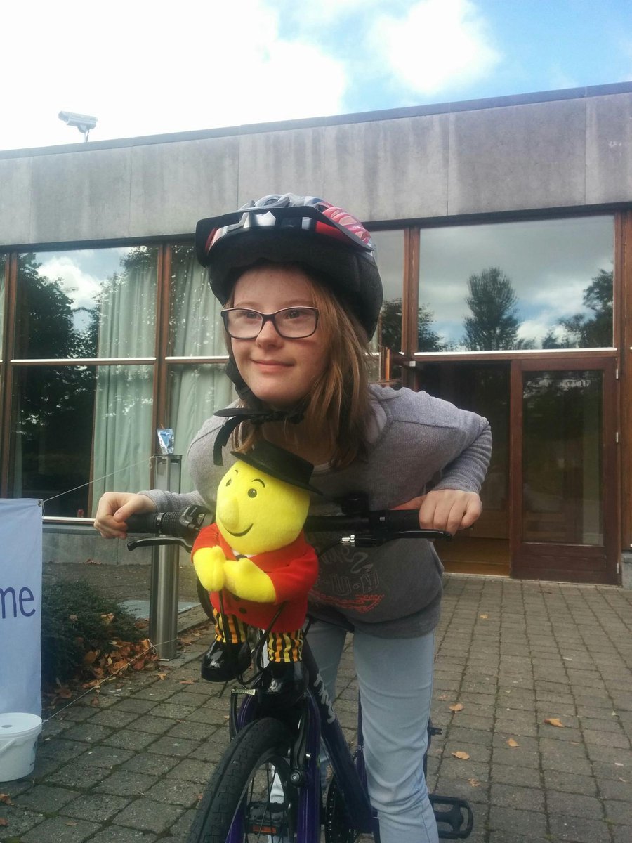 Only Isobel Dempsey and Mr tayto left behind as tour de leinster move on from Tullamore