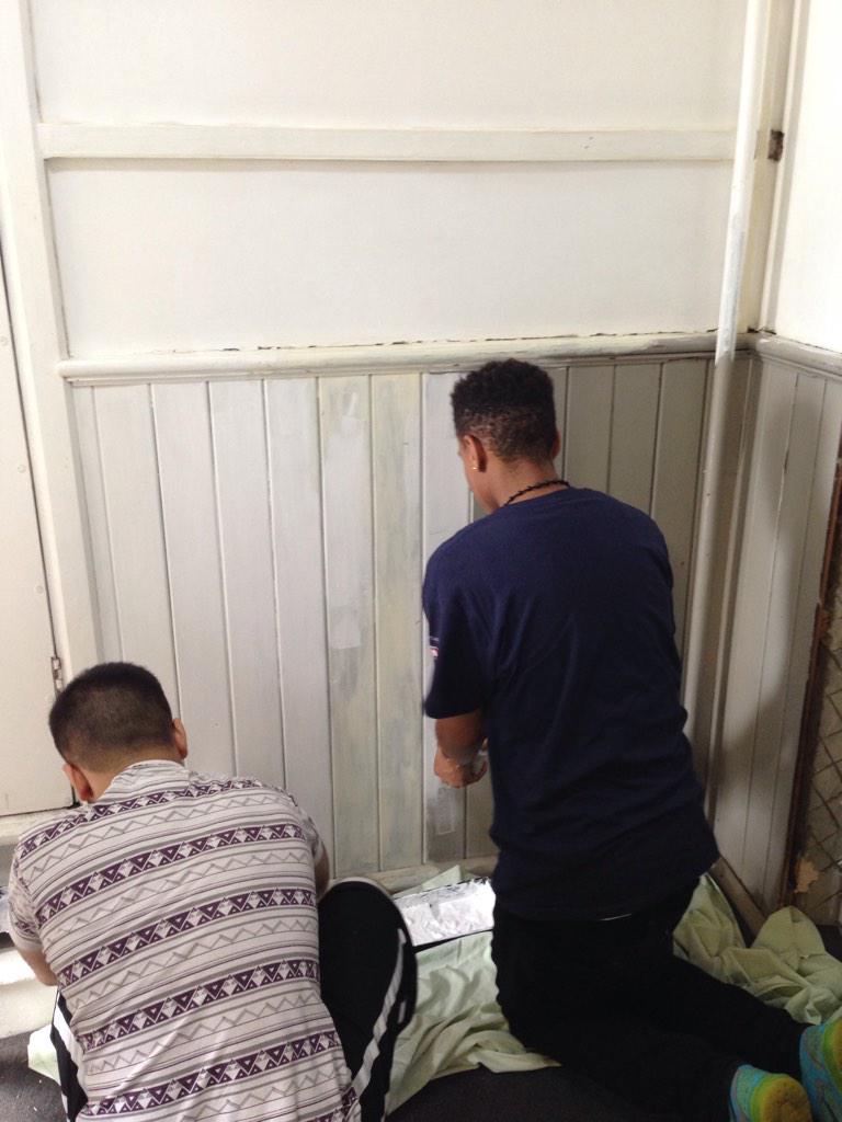 danefordtrust's tweet photo. We've got volunteers from @NCSTheChallenge helping to spruce up our offices today! #TeamEdward #Volunteering http://t.co/on192NfdbH