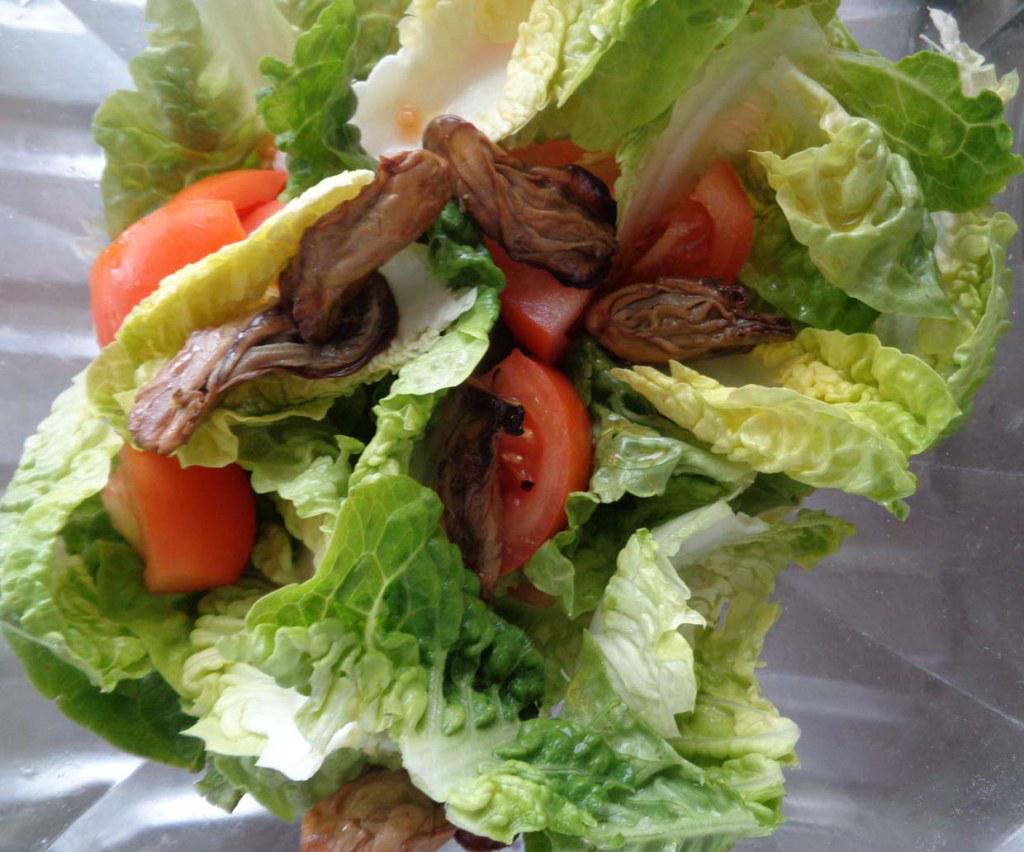 f00dNutter's tweet image. A simple starter with Smoked oysters thefoodnutter.com/2015/09/26/smo…