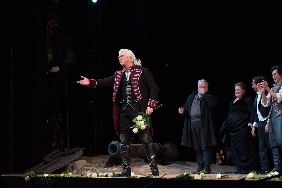MetOpera's tweet photo. Bravo @Hvorostovsky! Here's a look at last night's curtain call for Il Trovatore. http://t.co/Q4ISJrGwPi