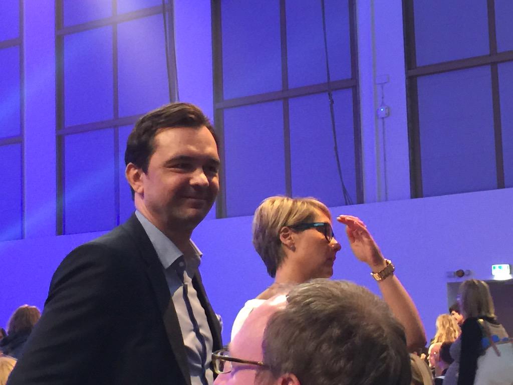 HoTTi74's tweet photo. Randstad Sourceright- The German Team at Randstad R55 Party in Berlin #hi #r55de #r55 http://t.co/s6cTJZ9Inf