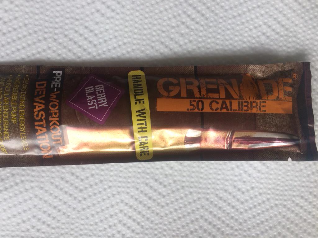 stuartdsavage's tweet photo. Second pre-workout to test this is @ThermoGrenade should be fun will update after workout #gym http://t.co/Nl9fdij12F