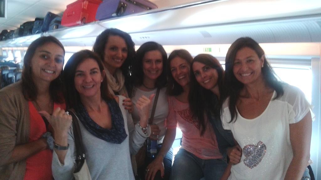 tazzmaria's tweet photo. Primer turno de Barcelona a punto de llegar con @egrana_2 @tazzmaria @fanycoach @MeritxellMasBel @stepha #r55es http://t.co/bB1HAuEkNT
