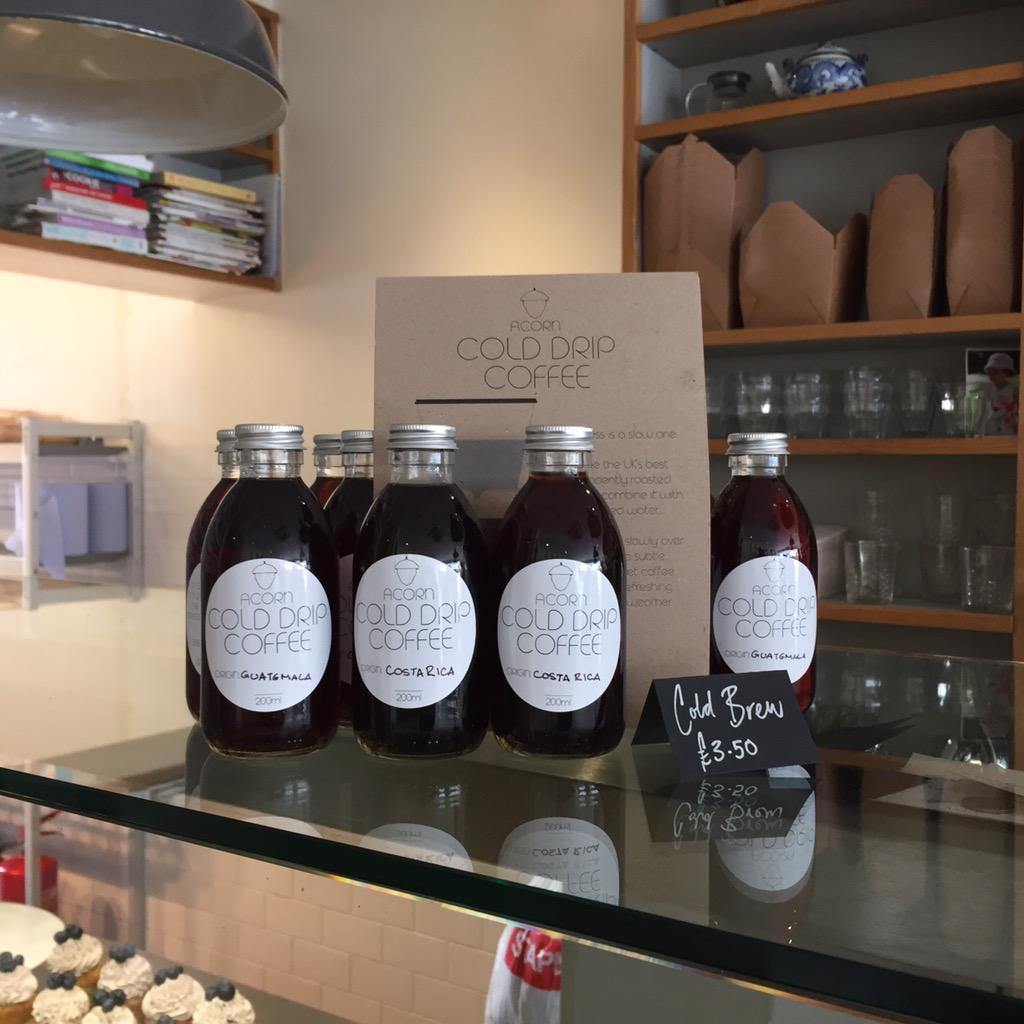 acorncoldbrew's tweet photo. It was a family affair this morning restocking @thenewpantry with fresh #colddrip #🌰💧☕️ #coffee #coldbrew #chilterns http://t.co/mBMak5BYxn
