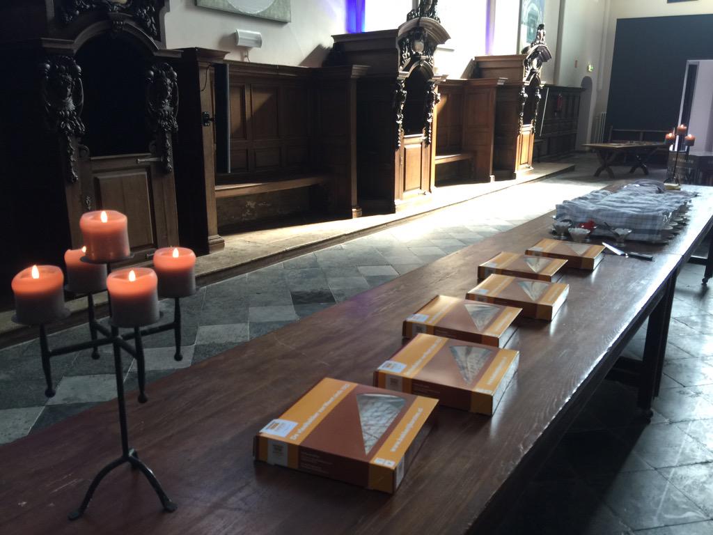 Zometeen een rondleiding geven in de <a href="/Paterskerk/">Paterskerk Weert</a> #Weert en aansluitend vlaai van <a href="/BakkerijKorsten/">Bakkerij Korsten</a>