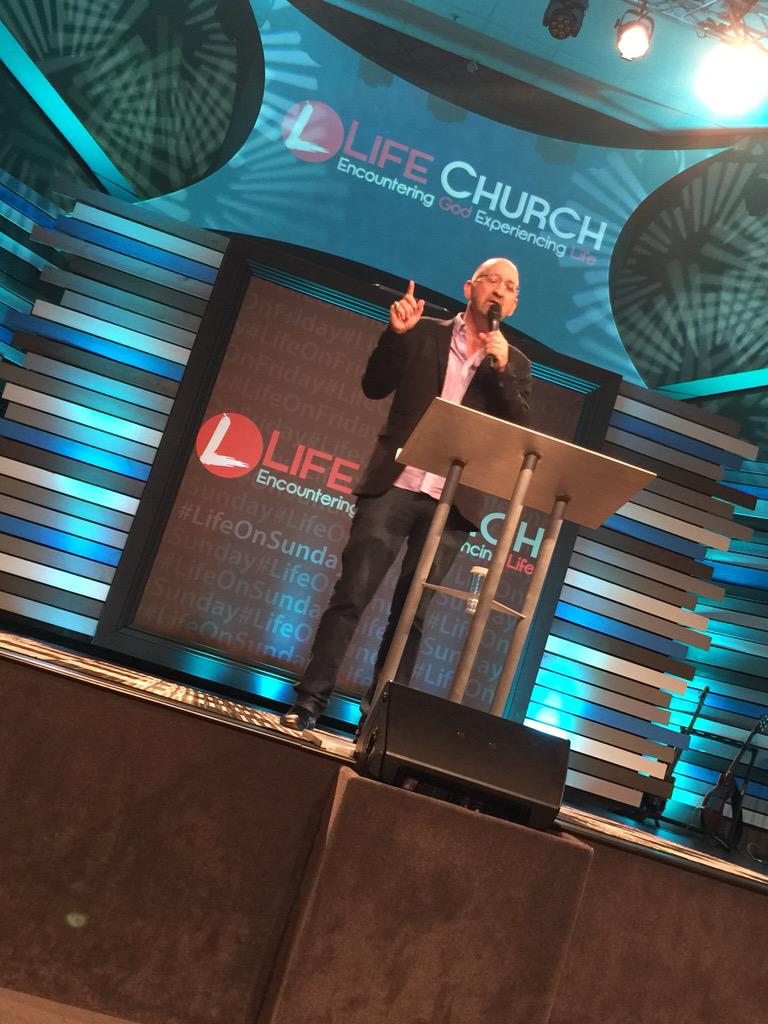 DrDuaneWhite's tweet photo. Wow! Words can't possibly describe how BIG God was in the house @LifeChurchFMY last night! #LifeOnFriday was AMAZING! http://t.co/tNNHtRsIFb
