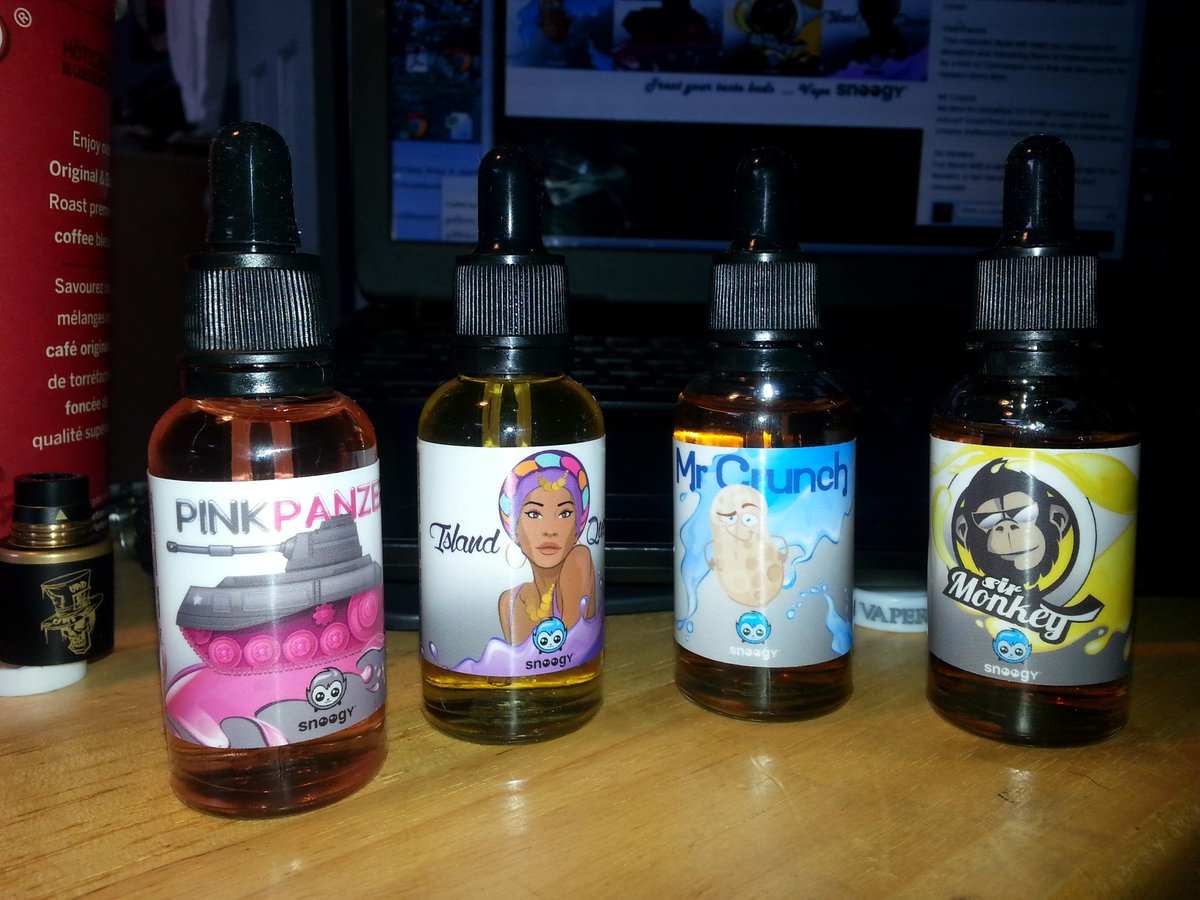 gquilts's tweet photo. vaperhappydance!  Got my #contest win from #Snoogy awesome stuff #vapemail #vapefam #VapeOn http://t.co/MvMkulhtlU http://t.co/AA7DxHl439