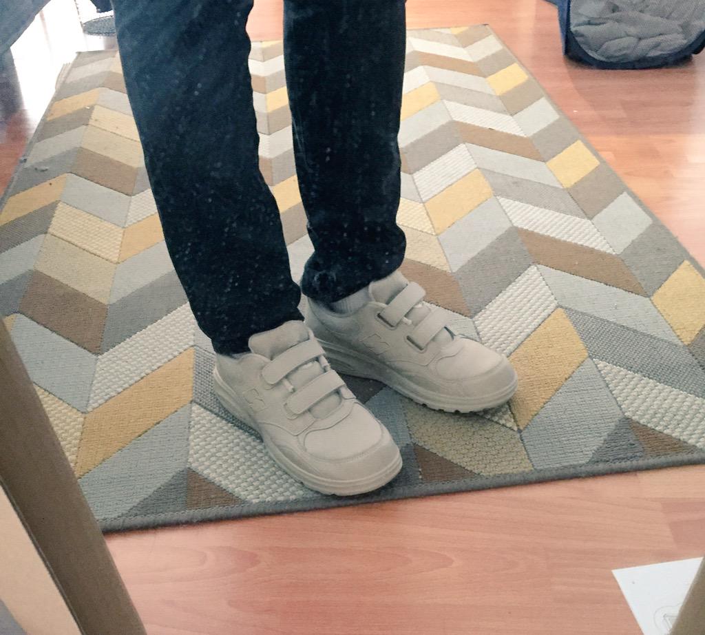 smashedmcdouble's tweet photo. i bought some hospitalcore shoes because i want to get got by a vine teen i wanna go viral i want them to end my life http://t.co/VyUmNF3Iuf