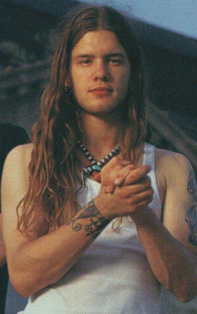 Happy birthday Shannon Hoon. Would\ve been 48 today. You\ll live forever through your music, film, fans & family. 