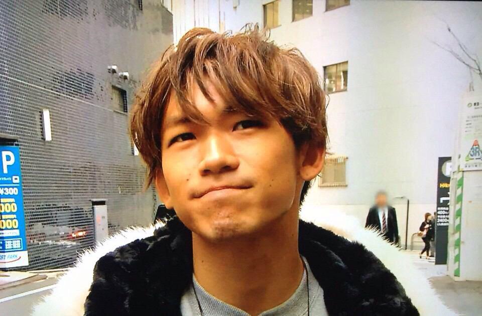 LDH_8912's tweet photo. 吹奏楽してる人真面目にファボ。笑

片岡出すとファボ来るだろ…笑 http://t.co/B1cmtN1JaA