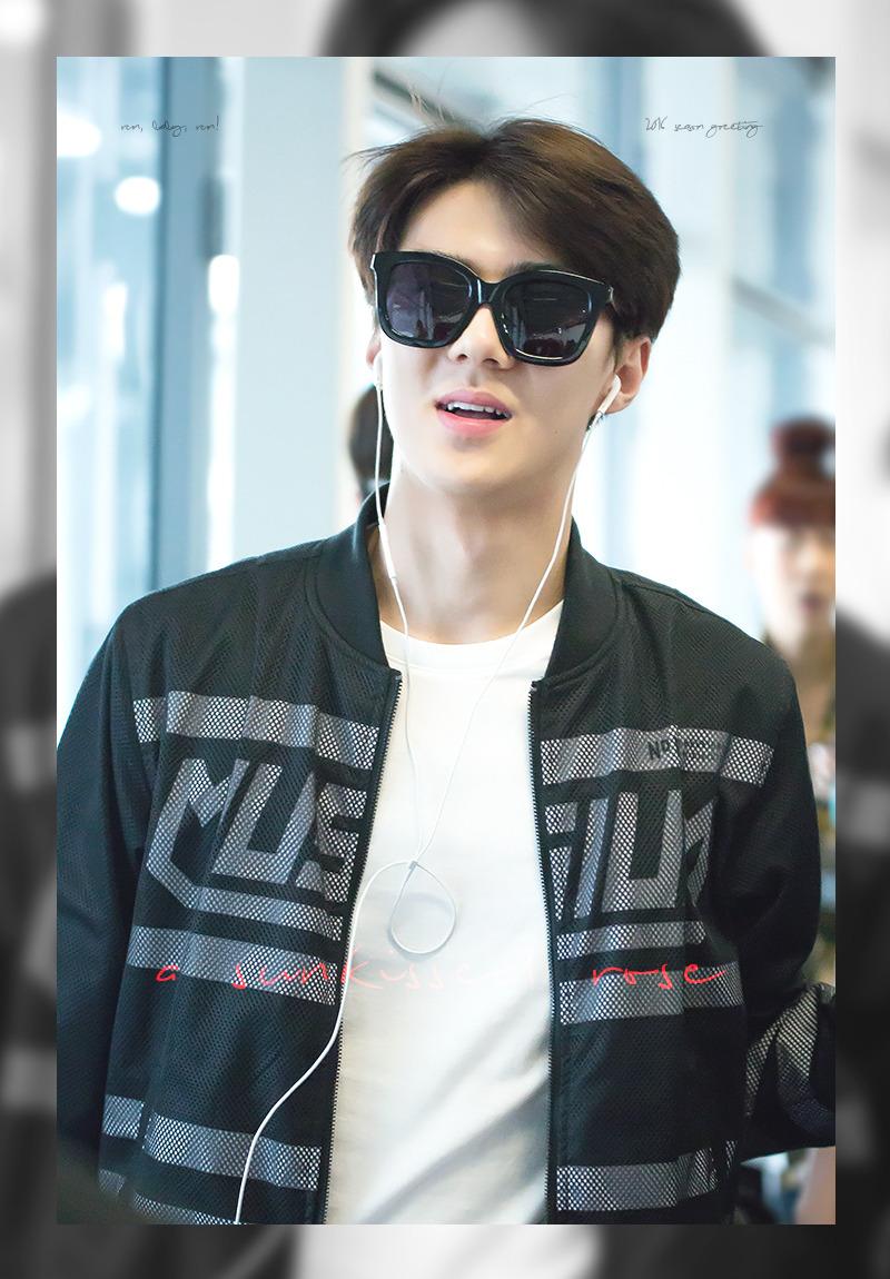 TIAB_blogshop's tweet photo. [SG]
@RBR412 SEASON GREETING 'A SUNKISSED ROSE'
Close 15th oct
limited qty (412)
Details: http://t.co/Gfxv7a6T1H http://t.co/Gv4ODKvLot