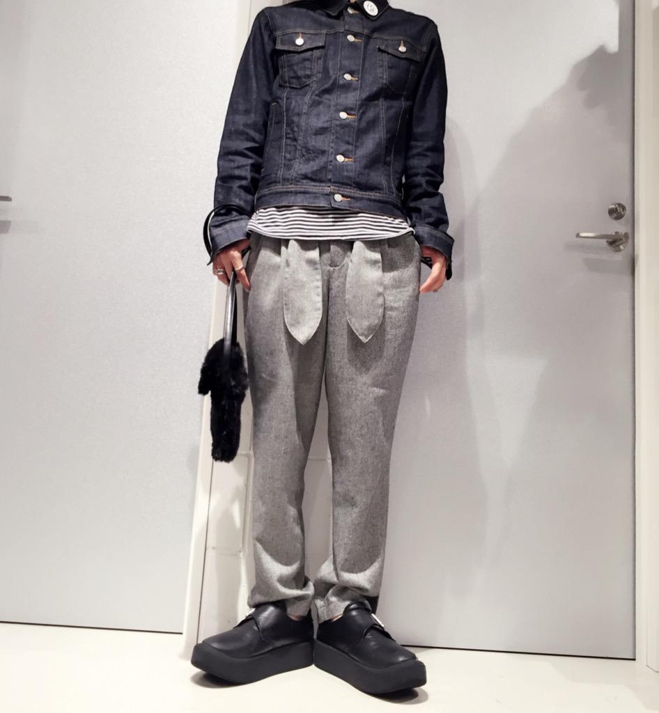 こんどうようぢ 今日の私服のパンツ かわいいでしょー Http T Co Bsfggbkojh