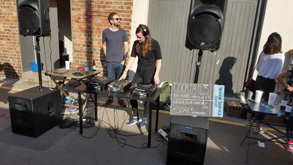 Unit_25's tweet image. Never Trelson playing now 😍🙈  #U25BlockParty