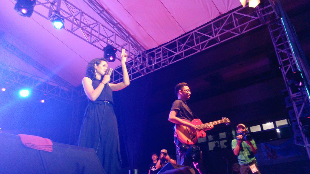 Malam mingguan di <a href="/BAZKOM2015/">BAZKOM WONDERLAND</a> SMAN 68 Jakarta.