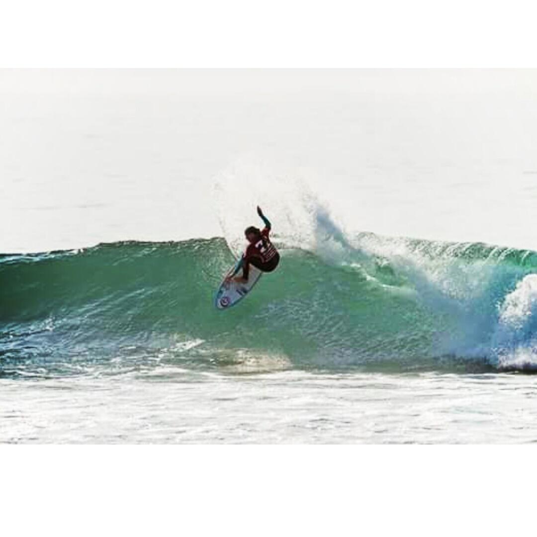 PalletNicole's tweet photo. Won the quarter finals and into semi finals with @ChanelleBotha97 at the billabong jnr series in Cape St Francis http://t.co/iOtdyaaT04