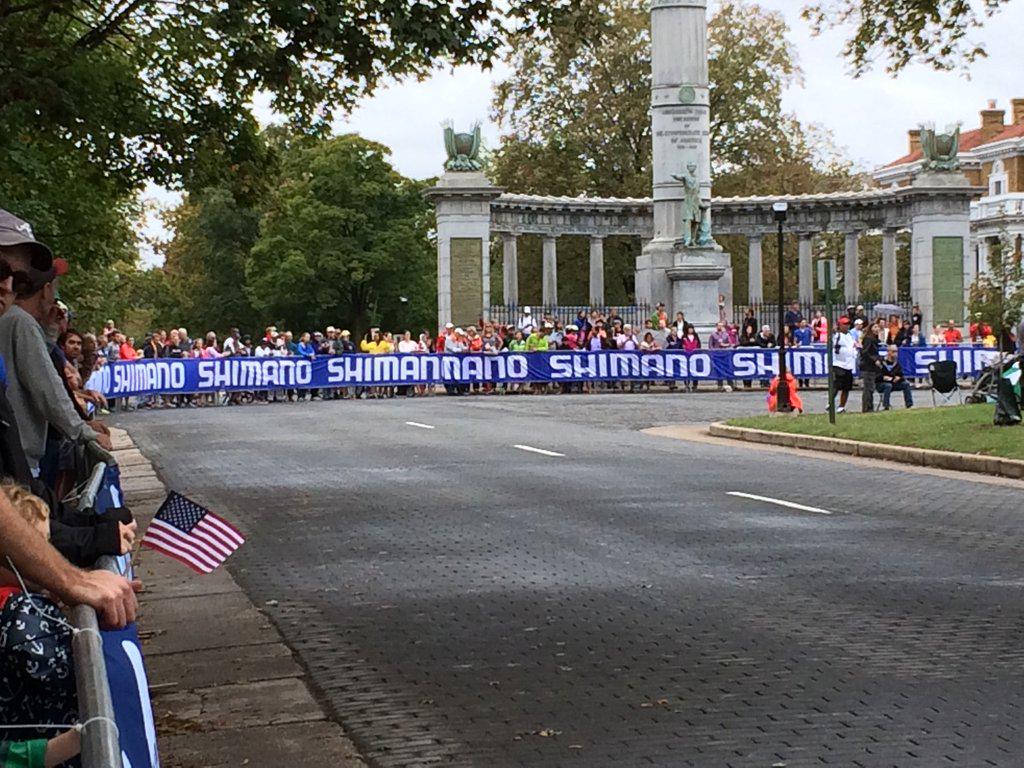 Crowd gathered on the course #Richmond2015