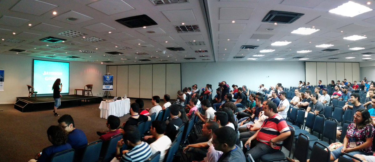 nodenow's tweet photo. "FUTURO DO SUBJUNTIVO - QUANDO VÓS PROGRAMARDES JAVASCRIPT"  com jaydson no frontendcarioca #fec2015 #javascript http://t.co/Bl4UqQ5aFJ