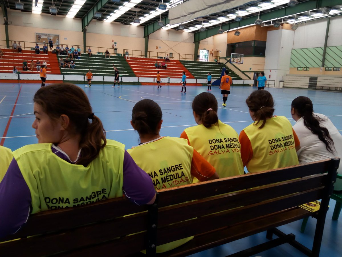 sanfernandofs's tweet photo. Hoy Día Internacional de los Donantes de Médula, gracias Medina Sidonia FS y @TrianaFS por apoyar nuestra iniciativa http://t.co/5zfDyILq6c